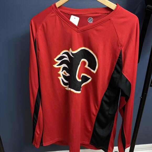 Calgary Flames Athletic Jersey - Mens Large - 100% Polyester - Picture 1 of 5